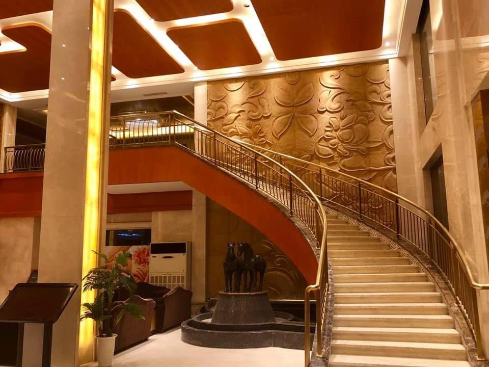 Dork Jumpa Hotel Vientiane Exterior photo