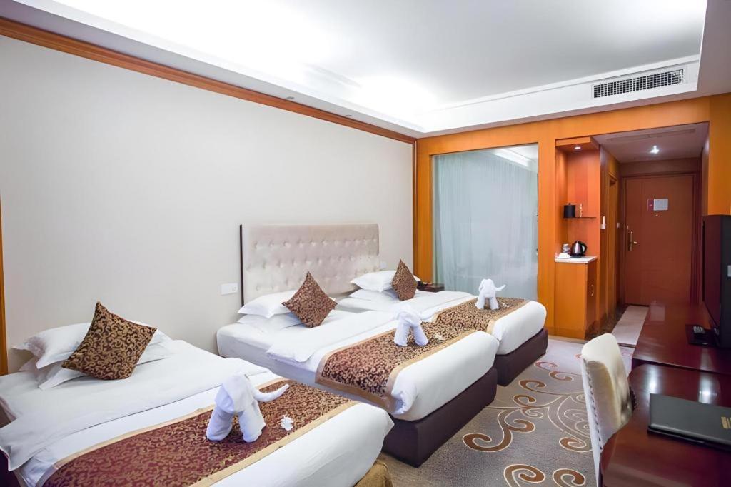 Dork Jumpa Hotel Vientiane Exterior photo
