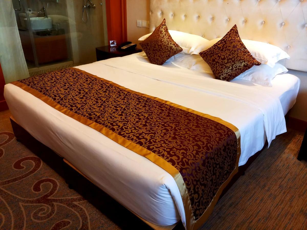 Dork Jumpa Hotel Vientiane Exterior photo